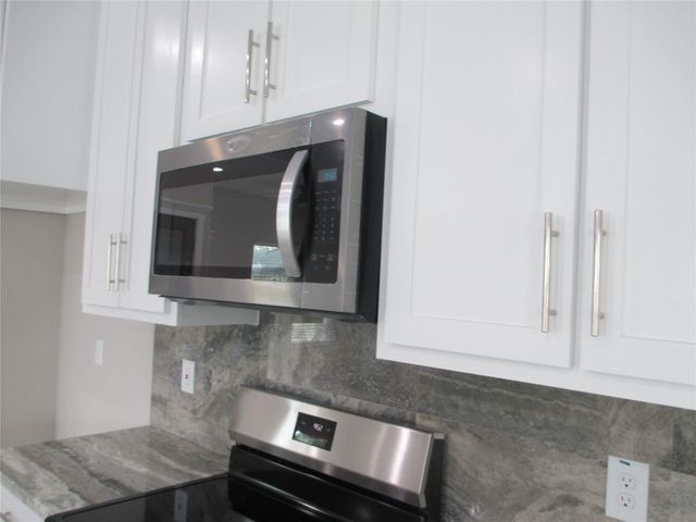 217 Miriam Street, Baytown, TX 77520