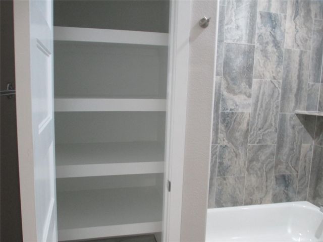 217 Miriam Street, Baytown, TX 77520