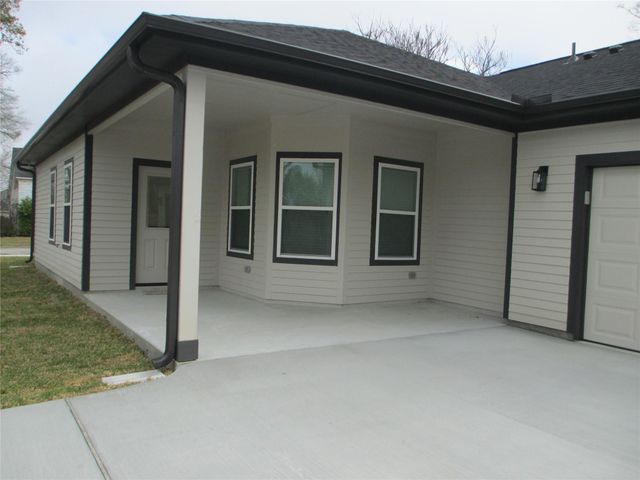 217 Miriam Street, Baytown, TX 77520