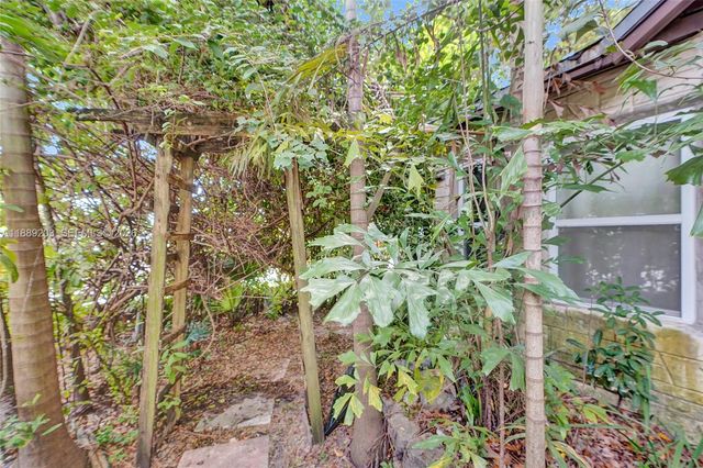 1024 N 24th Ave, Hollywood, FL 33020