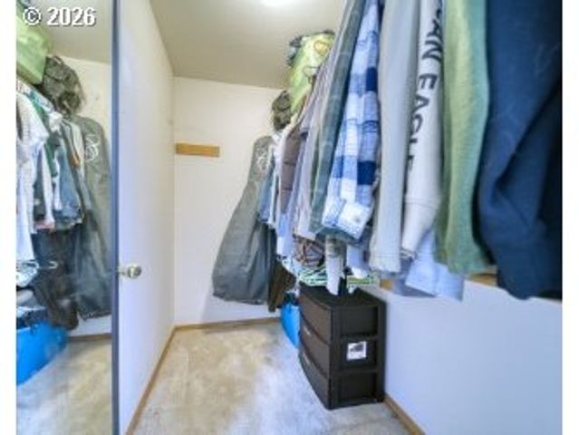 33280 LINDEN St, Scappoose, OR 97056