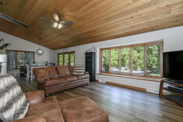 11506 W Janet COURT, Franklin, WI 53132