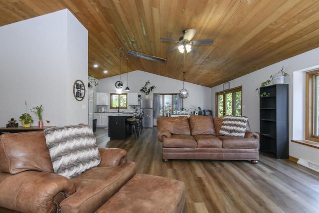 11506 W Janet COURT, Franklin, WI 53132