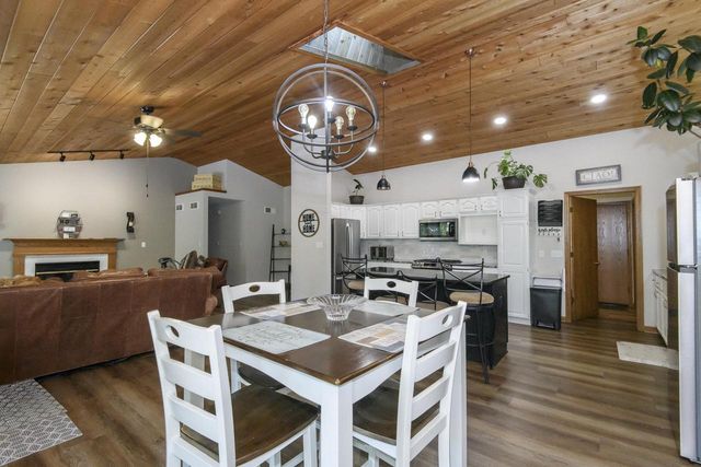 11506 W Janet COURT, Franklin, WI 53132
