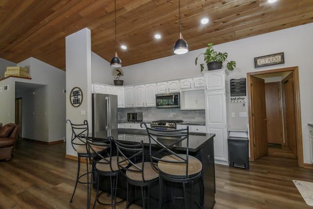 11506 W Janet COURT, Franklin, WI 53132