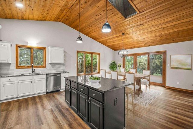 11506 W Janet COURT, Franklin, WI 53132