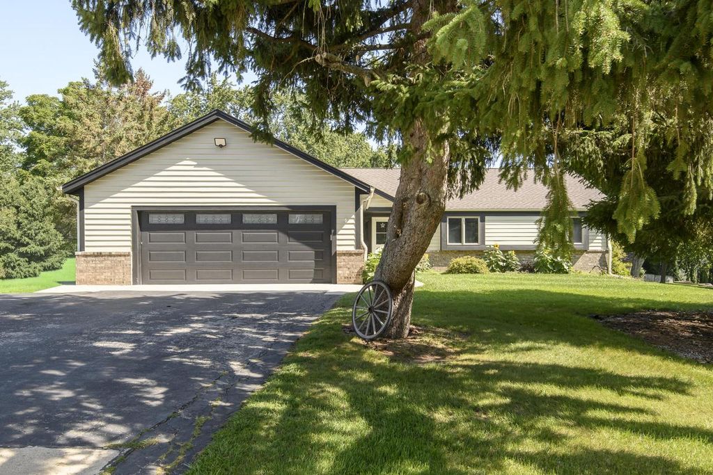 11506 W Janet COURT, Franklin, WI 53132