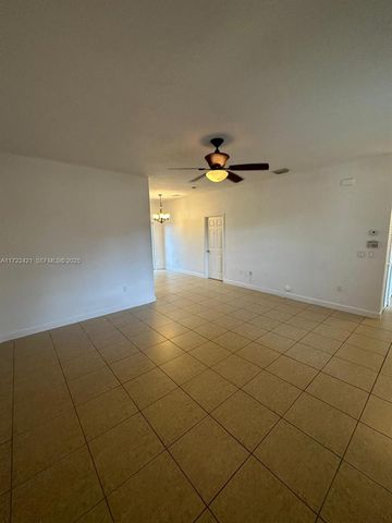 2589 NE 4th Street 205, Homestead, FL 33033