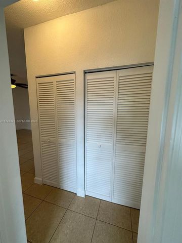 2589 NE 4th Street 205, Homestead, FL 33033
