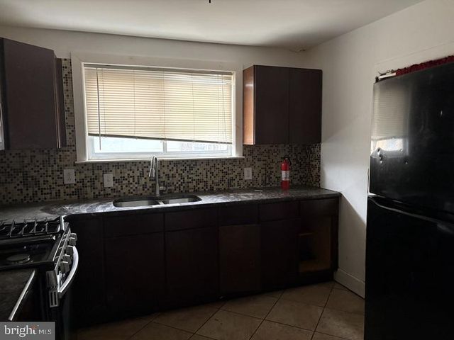 5963 PALMETTO ST, Philadelphia, PA 19120