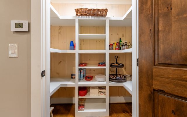 547 Toccoa River Lane, Mineral Bluff, GA 30559