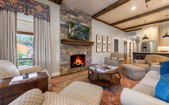 547 Toccoa River Lane, Mineral Bluff, GA 30559