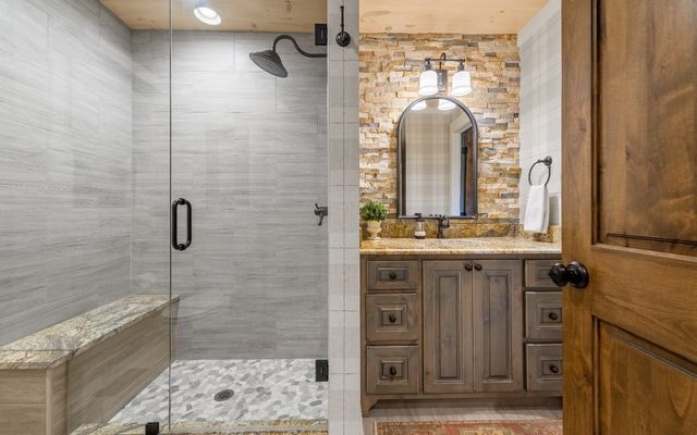 547 Toccoa River Lane, Mineral Bluff, GA 30559