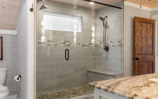 547 Toccoa River Lane, Mineral Bluff, GA 30559