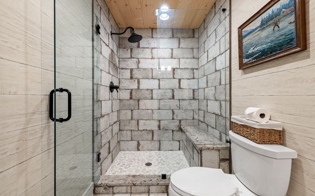 547 Toccoa River Lane, Mineral Bluff, GA 30559