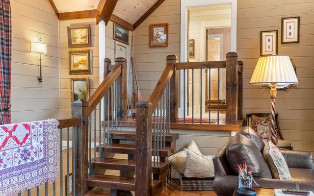 547 Toccoa River Lane, Mineral Bluff, GA 30559