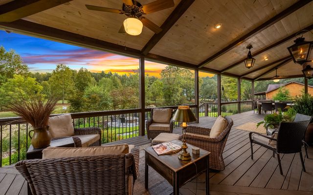 547 Toccoa River Lane, Mineral Bluff, GA 30559