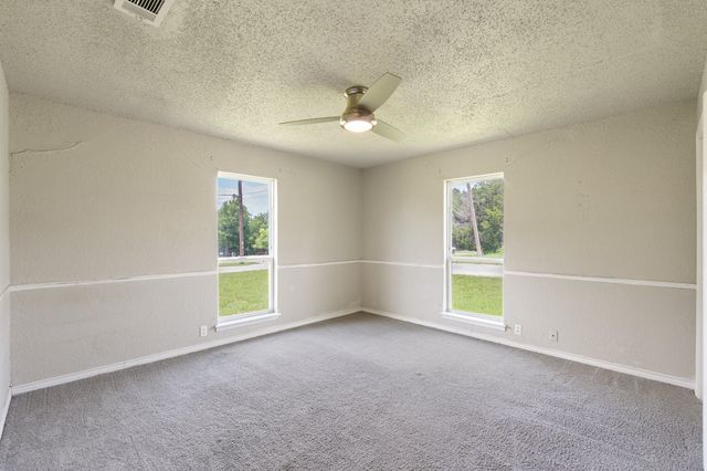 111 W Shelton Street, Alvarado, TX 76009
