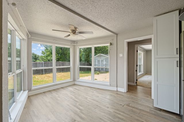 111 W Shelton Street, Alvarado, TX 76009