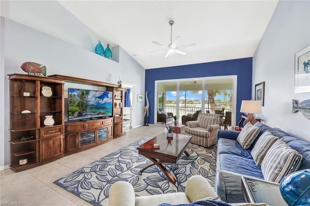5941 Sand Wedge LN 1206, Naples, FL 34110
