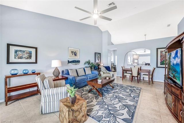 5941 Sand Wedge LN 1206, Naples, FL 34110