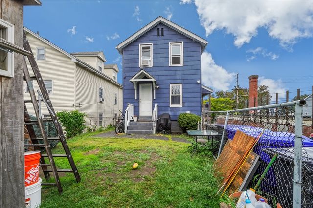 50 Jefferson Avenue, Pawtucket, RI 02860