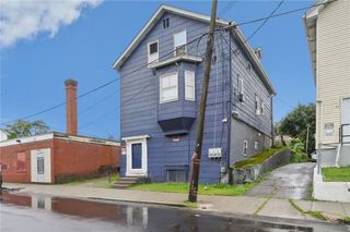 50 Jefferson Avenue, Pawtucket, RI 02860