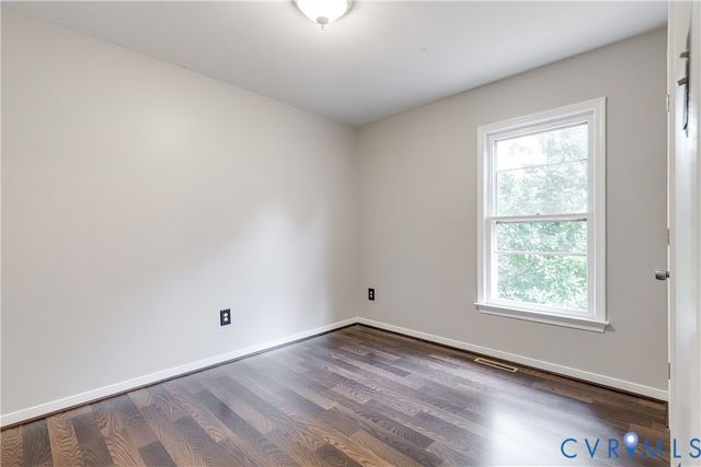 8512 Boones Trail Rd, Chesterfield, VA 23832