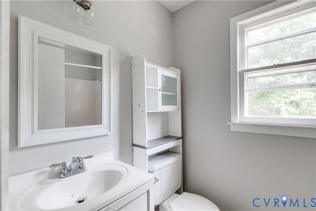 8512 Boones Trail Rd, Chesterfield, VA 23832