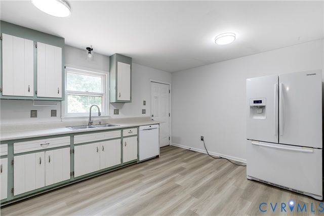 8512 Boones Trail Rd, Chesterfield, VA 23832