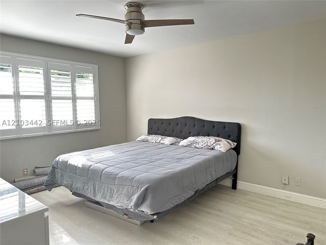 8721 Wiles Rd 303, Coral Springs, FL 33067