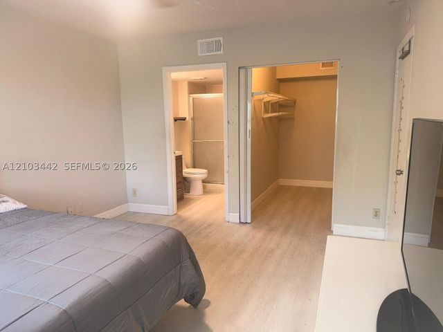 8721 Wiles Rd 303, Coral Springs, FL 33067