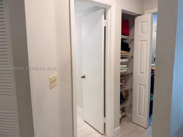 8721 Wiles Rd 303, Coral Springs, FL 33067