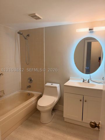 8721 Wiles Rd 303, Coral Springs, FL 33067