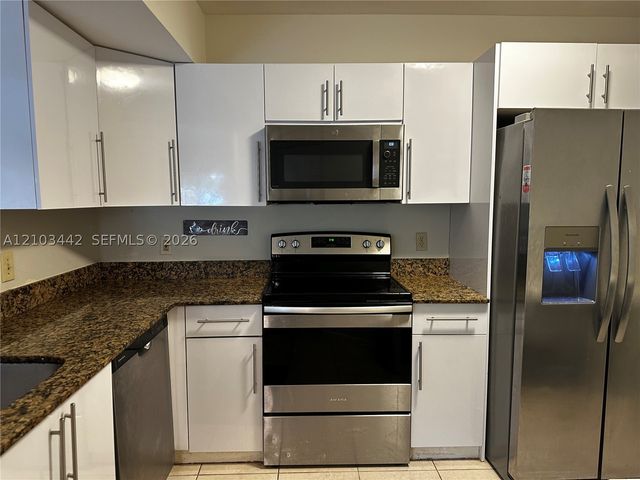 8721 Wiles Rd 303, Coral Springs, FL 33067