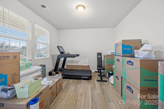 3252 Cheyney Park Drive, Charlotte, NC 28269