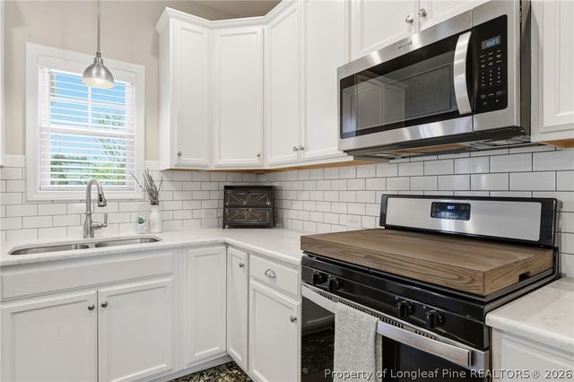 5348 Debut Avenue, Hope Mills, NC 28348