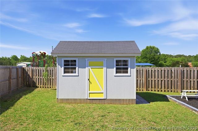 5348 Debut Avenue, Hope Mills, NC 28348