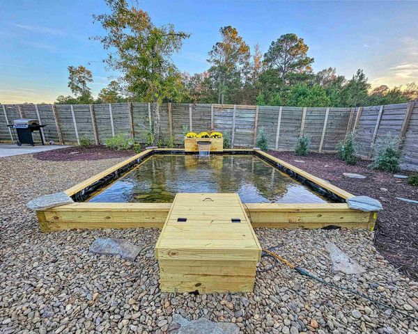 2000 Easy St., Conway, SC 29526