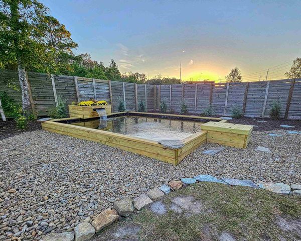 2000 Easy St., Conway, SC 29526