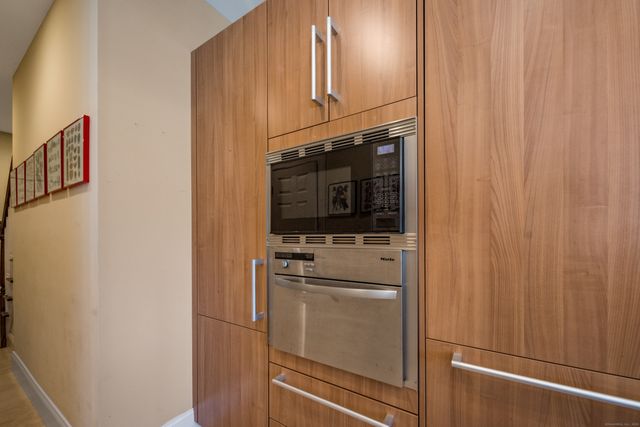 121R Stage coach Road, Durham, CT 06422