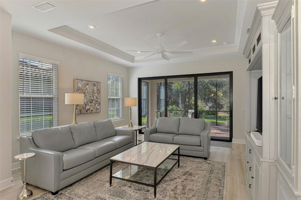 Image 14 of property listing at 5335 CICERONE STREET, Sarasota, FL 34238