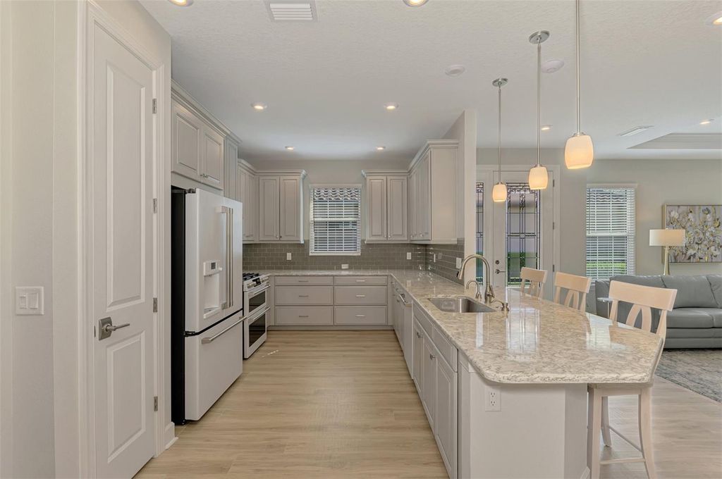 Image 23 of property listing at 5335 CICERONE STREET, Sarasota, FL 34238