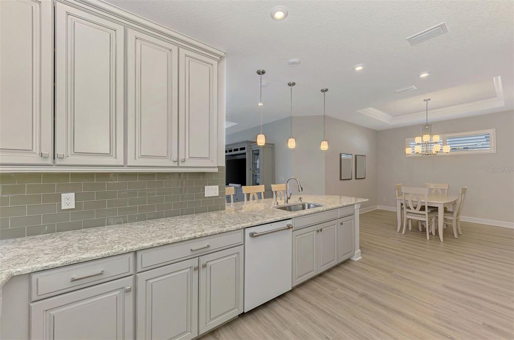 Image 27 of property listing at 5335 CICERONE STREET, Sarasota, FL 34238