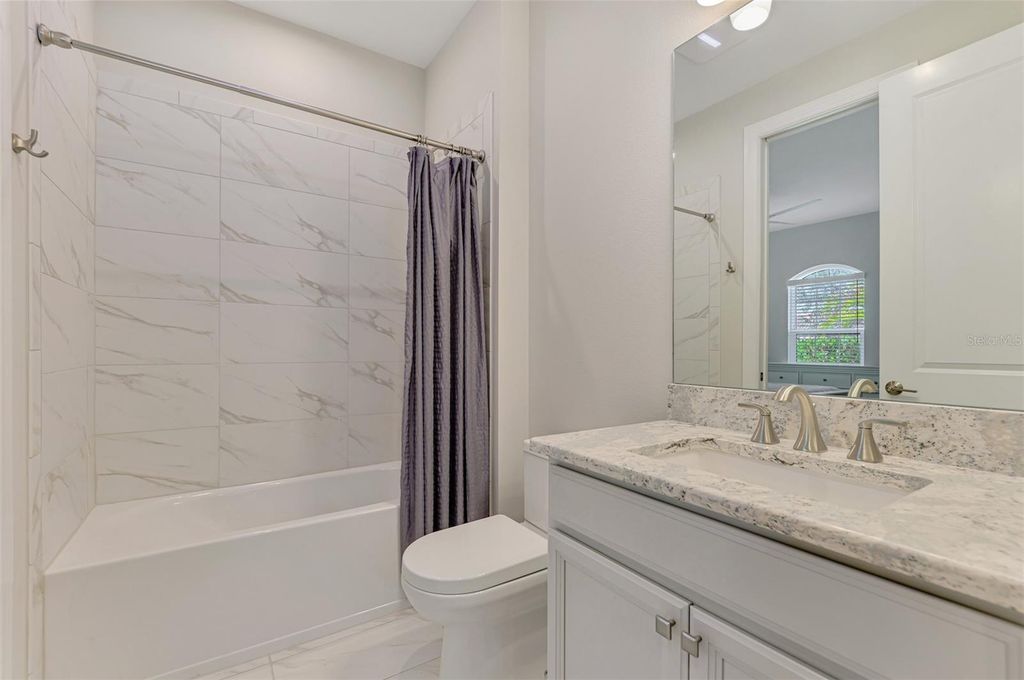 Image 44 of property listing at 5335 CICERONE STREET, Sarasota, FL 34238