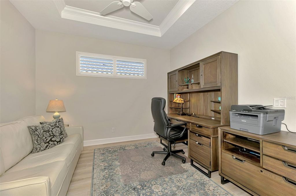 Image 45 of property listing at 5335 CICERONE STREET, Sarasota, FL 34238