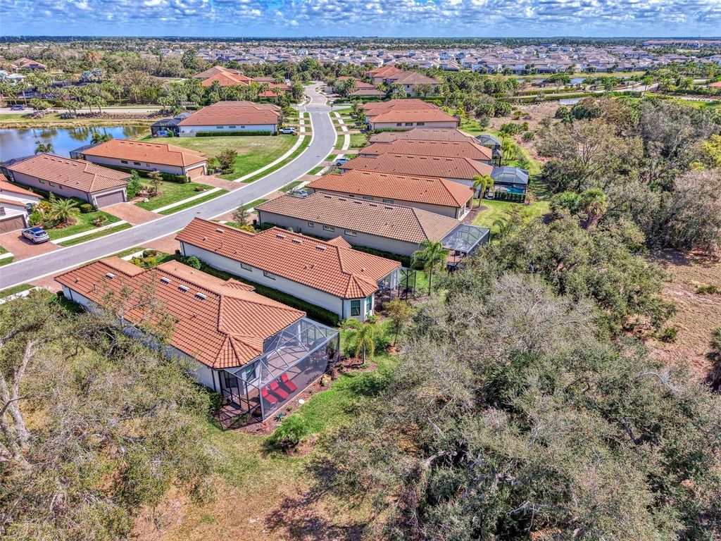 Image 59 of property listing at 5335 CICERONE STREET, Sarasota, FL 34238