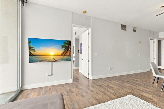 150 E ROBINSON STREET 1810, Orlando, FL 32801