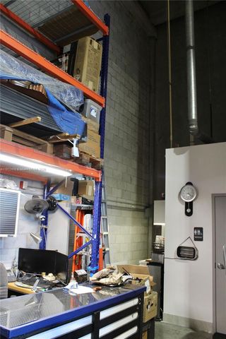 10891 NW 17th St 140, Sweetwater, FL 33172