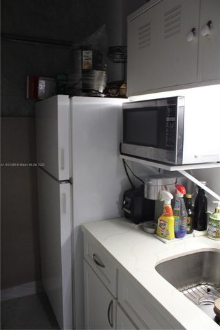 10891 NW 17th St 140, Sweetwater, FL 33172